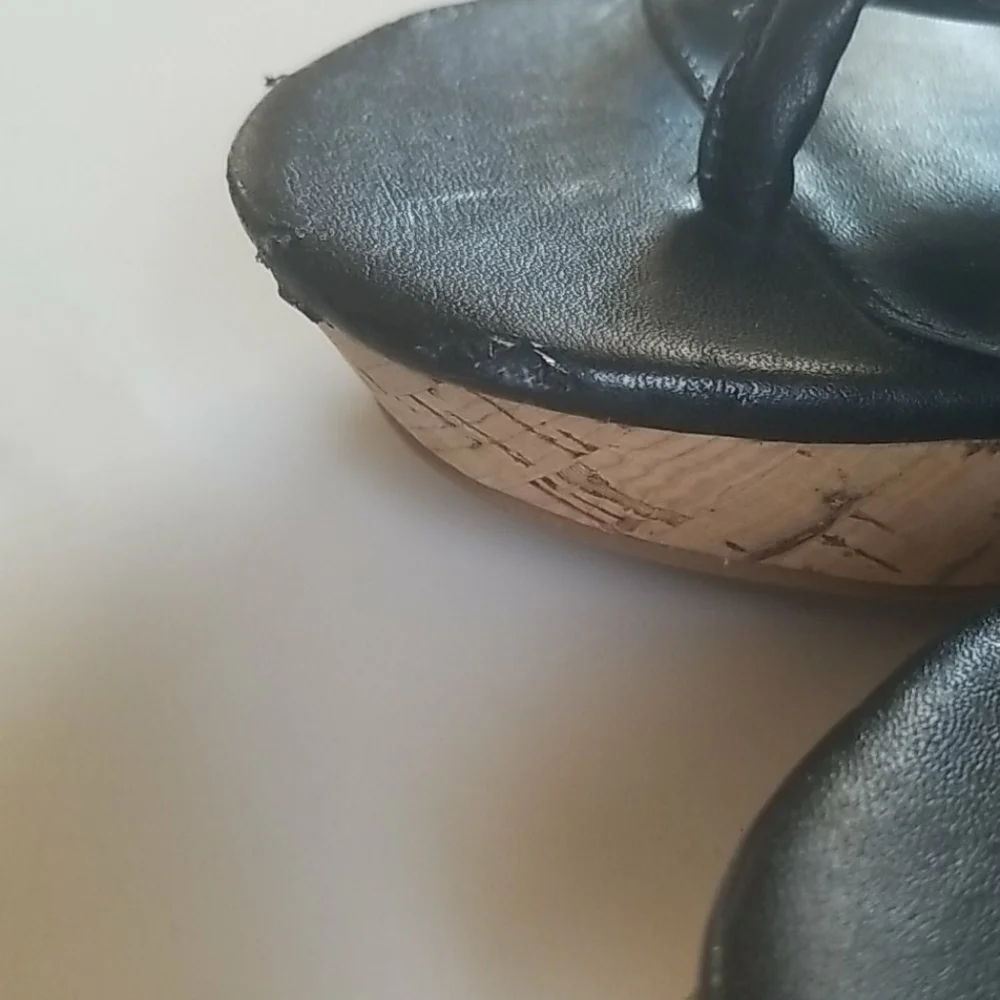Dolce Vita Thadie Black Gold Embellished wedges 9.5